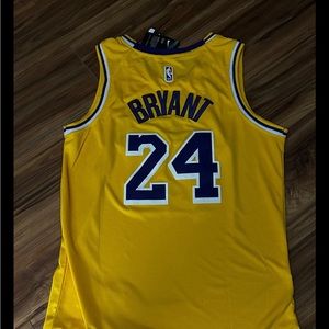 Kobe Bryant jersey